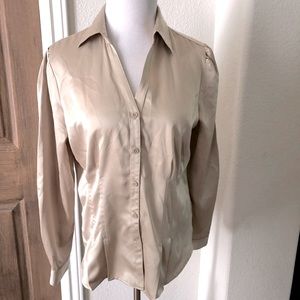 East 5th Womens Champagne Top Blouse Button Down Academia Medium Satiny Casual